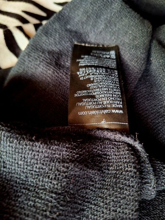 Bluza kangurka z kapturem rozmiar S Calvin Klein Jeans