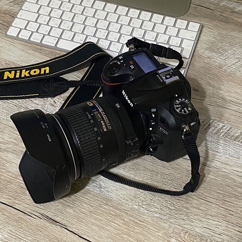 Nikon D7200 + Nikon AF-S Nikkor 24-120mm f4G ED VR