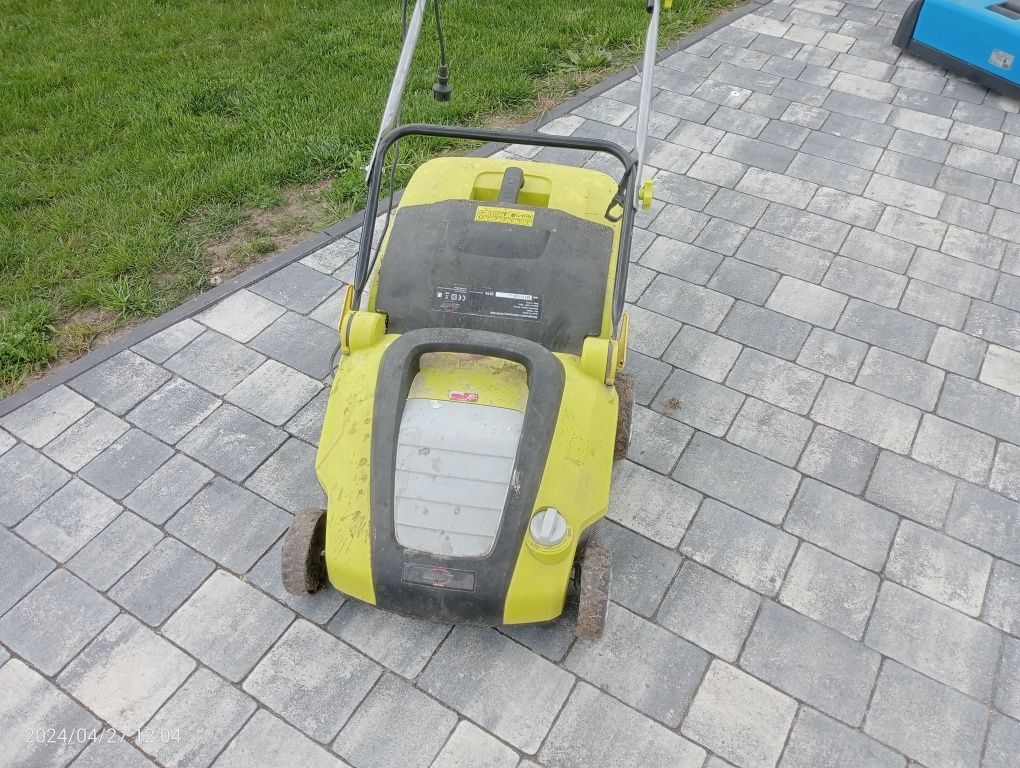 Wertykulator z areoratorem