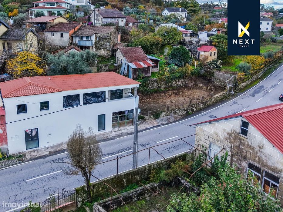 Moradia T3 geminada com terreno em Viseu