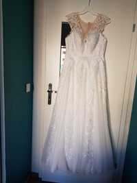 Sprzedam piękną suknię ślubną