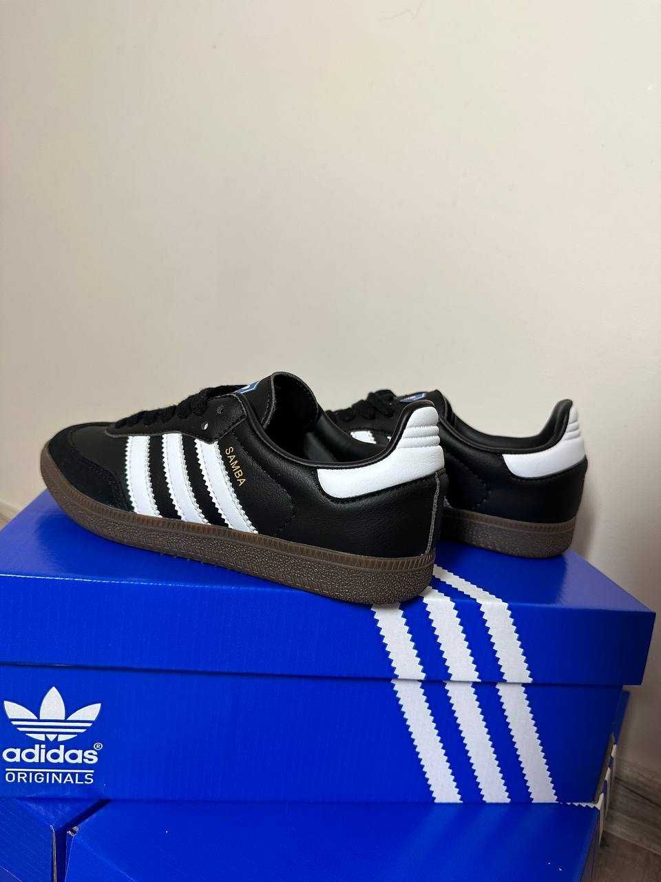 КОЖА Женские мужские кроссовки Adidas Samba black адидас самба черные