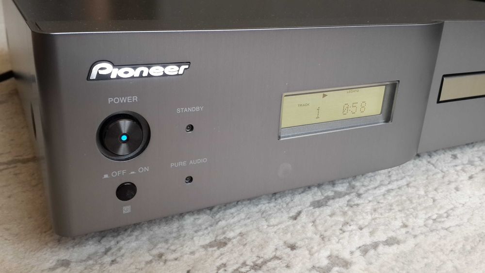 CD Pioneer PD-D6-J , Тюнер Pioneer F-F3MK2-K