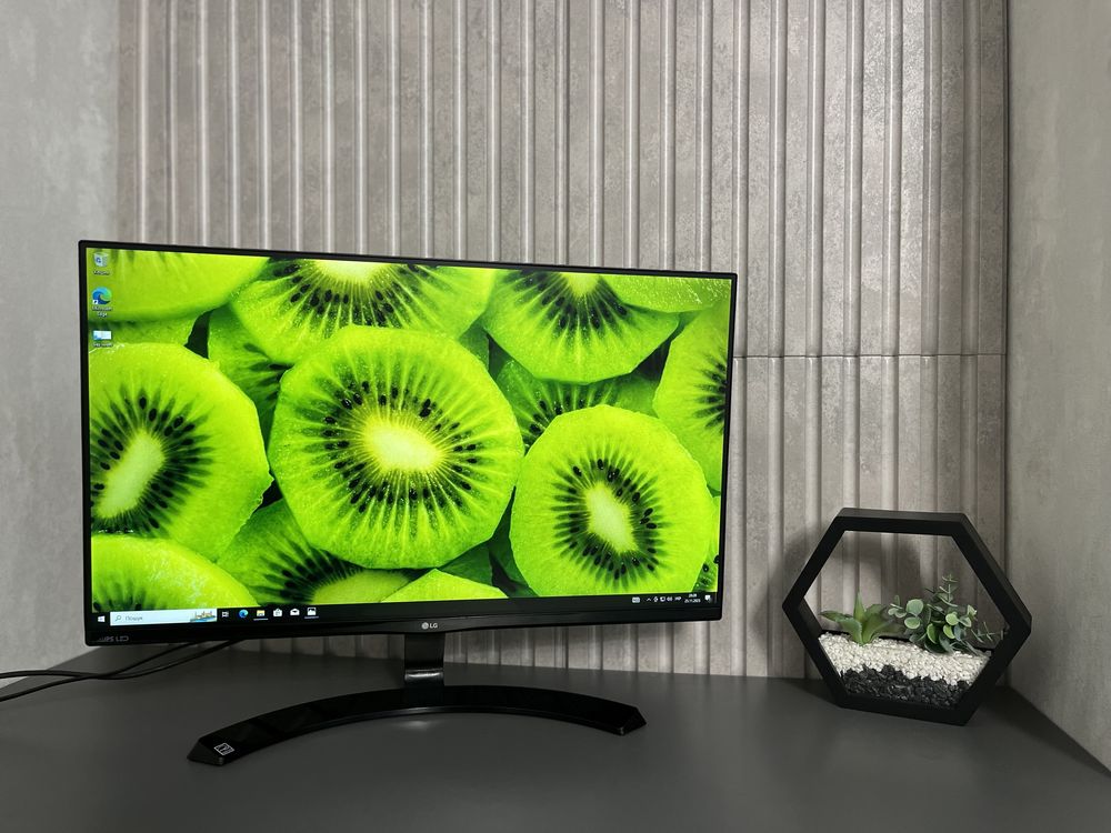 Безрамковий Монітор LG 23 дюйми 23MP68VQ-P full hd