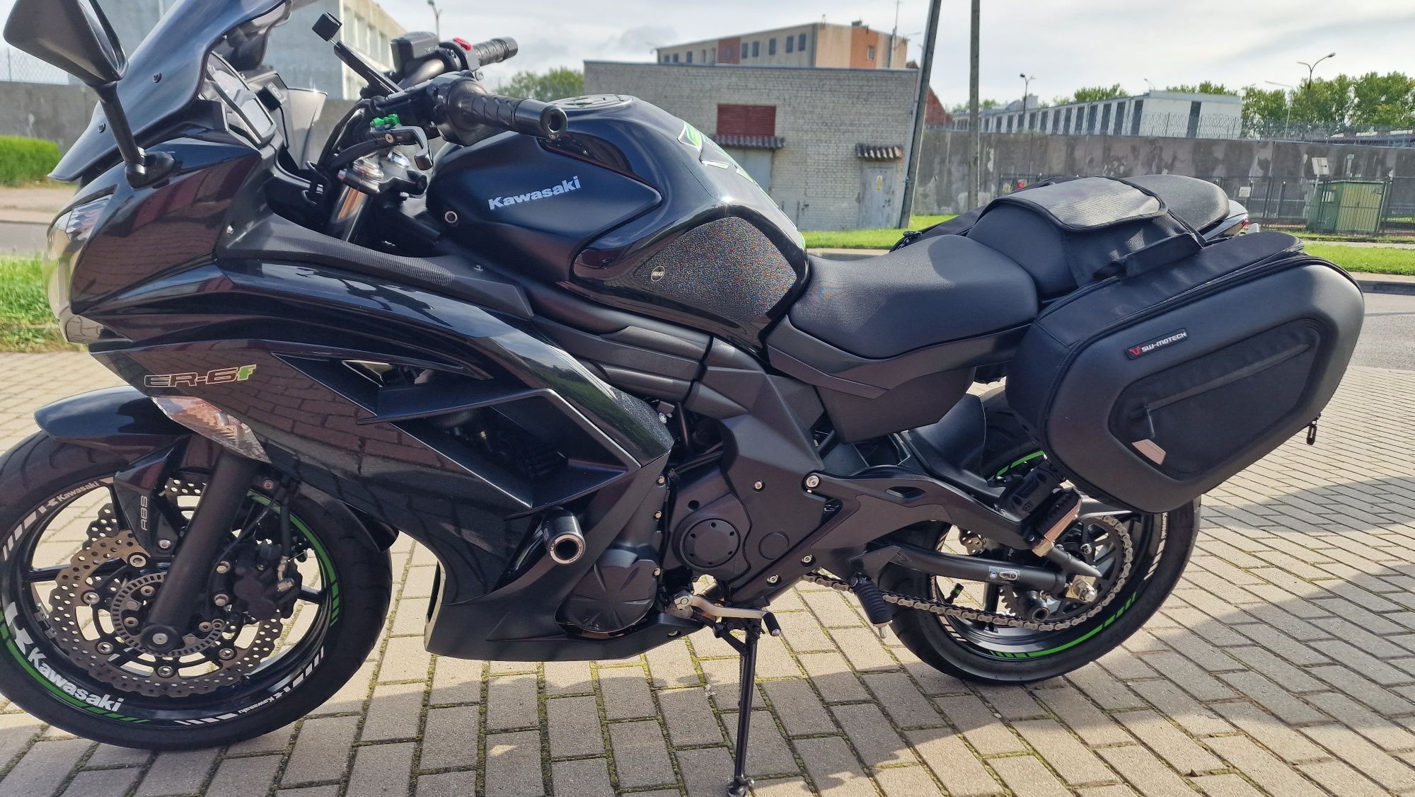 Kawasaki er650 f z 2016 roku. Przebieg 24 tysiące