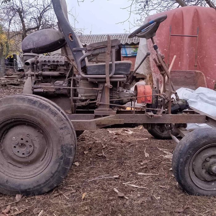 Продам саробного трактора