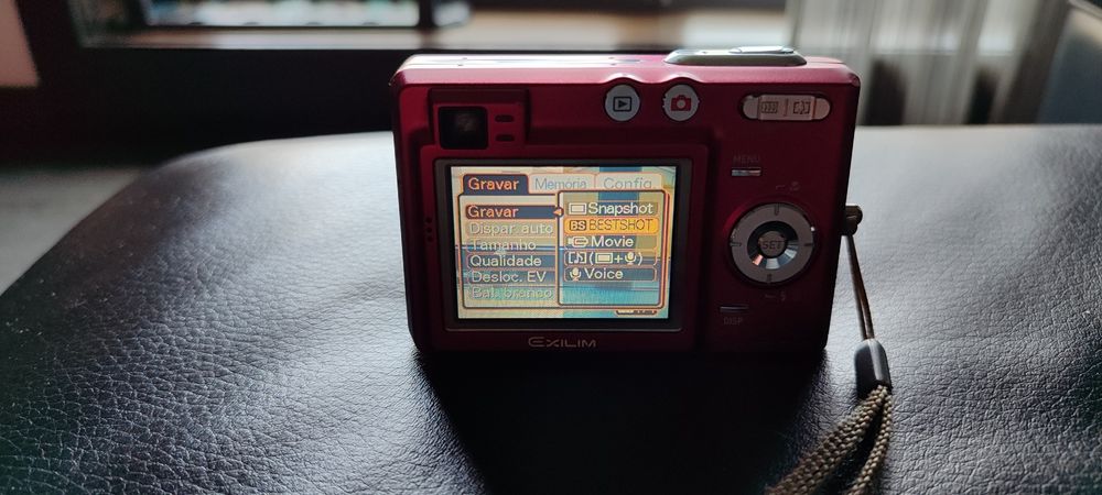 Máquina fotográfica Casio Exlim