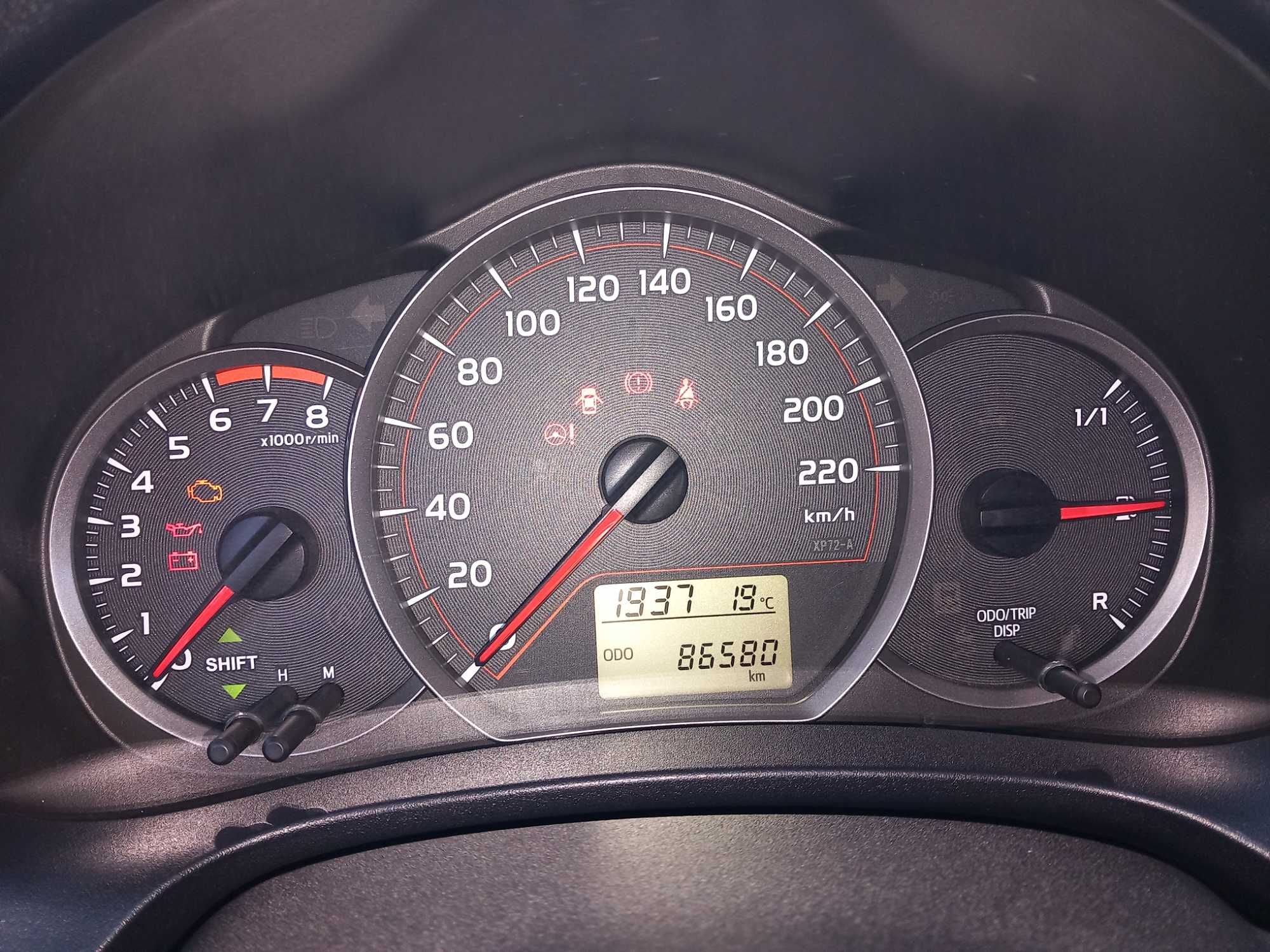 Toyota Yaris . Como Novo