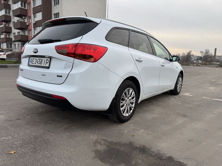 Kia Ceed JD SW 1.6 CRDi