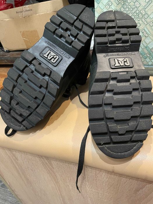 черевики caterpillar 38-39