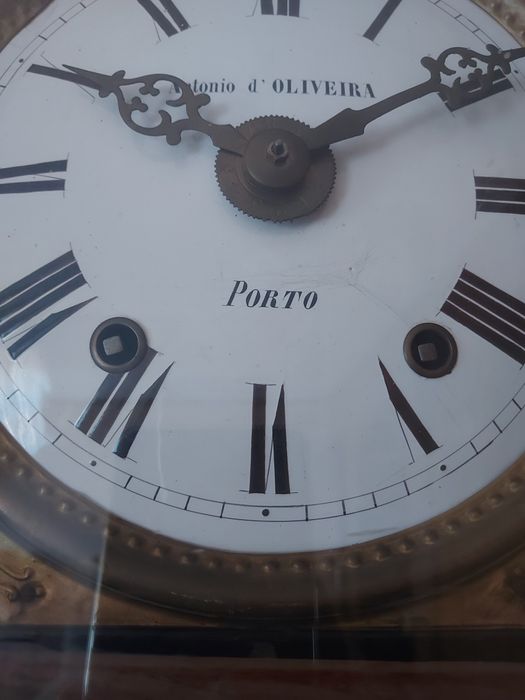 PARA DESPACHAR, CASA Á VENDA - Relógio de Pé Alto de Pêndulo antigo