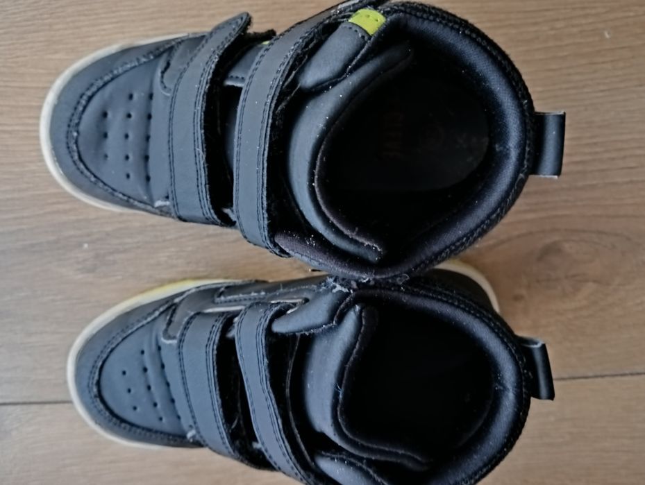 Buty chłopięce na rzepy