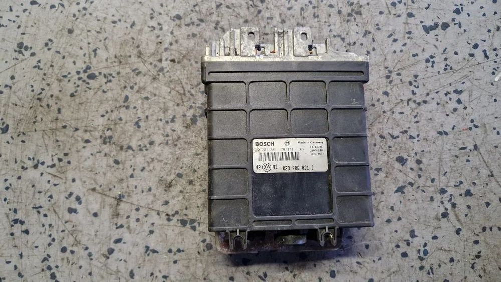 VOLKSWAGEN GOLF III 1.9 TDI STEROWNIK SILNIKA 0281001170/171