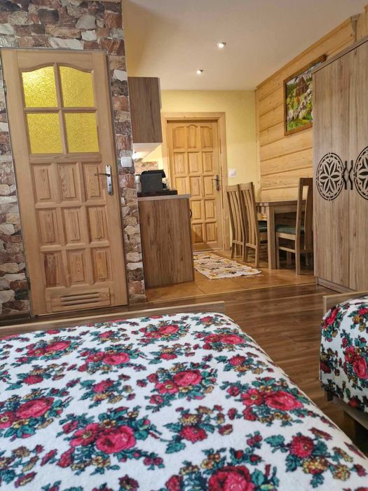 Wolne pokoje & apartament  800m Krupówki