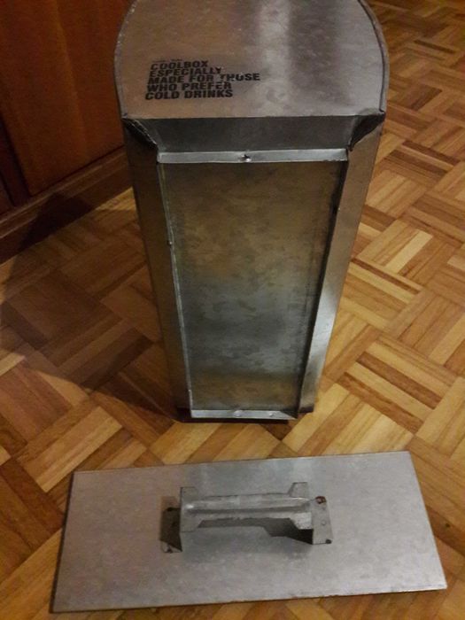 caixa térmica antiga