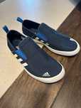 Buty Adidas tenisówki granatowe 42 nowe