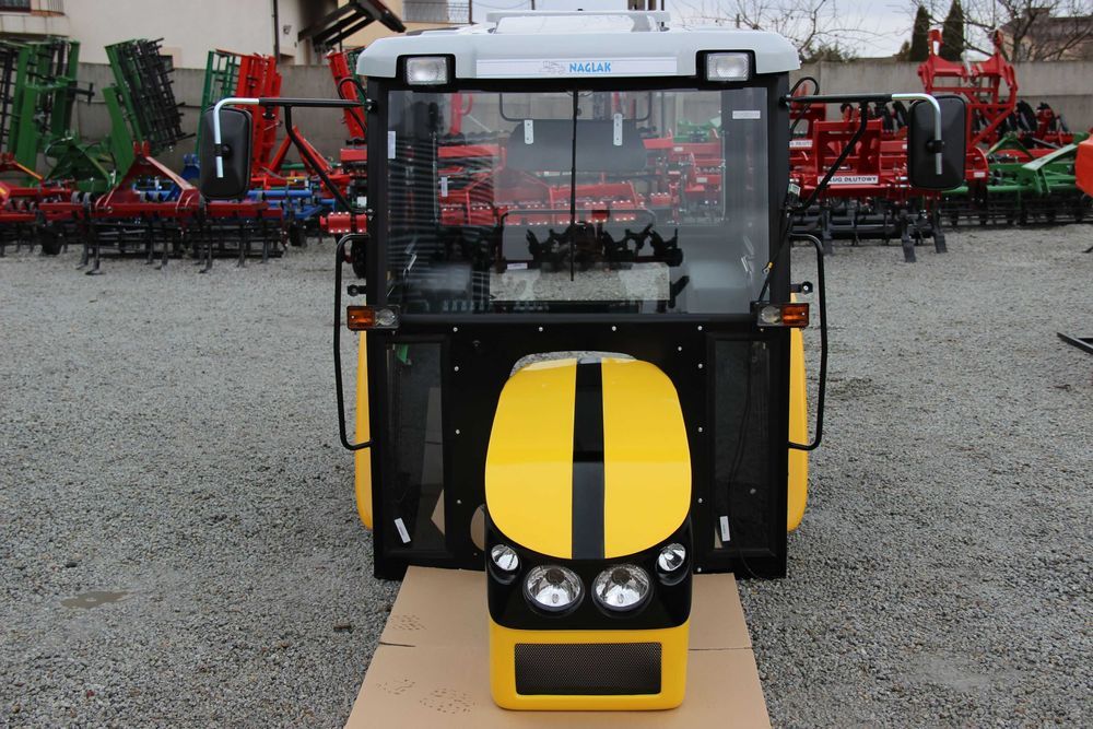 Kabina C330 maska C- 330 Naglak zestaw żółty kabiny maska