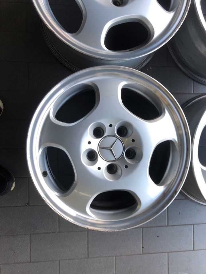 Jantes 16" Originais Mercedes W210 Avantgarde + Michelin 215/55 R16