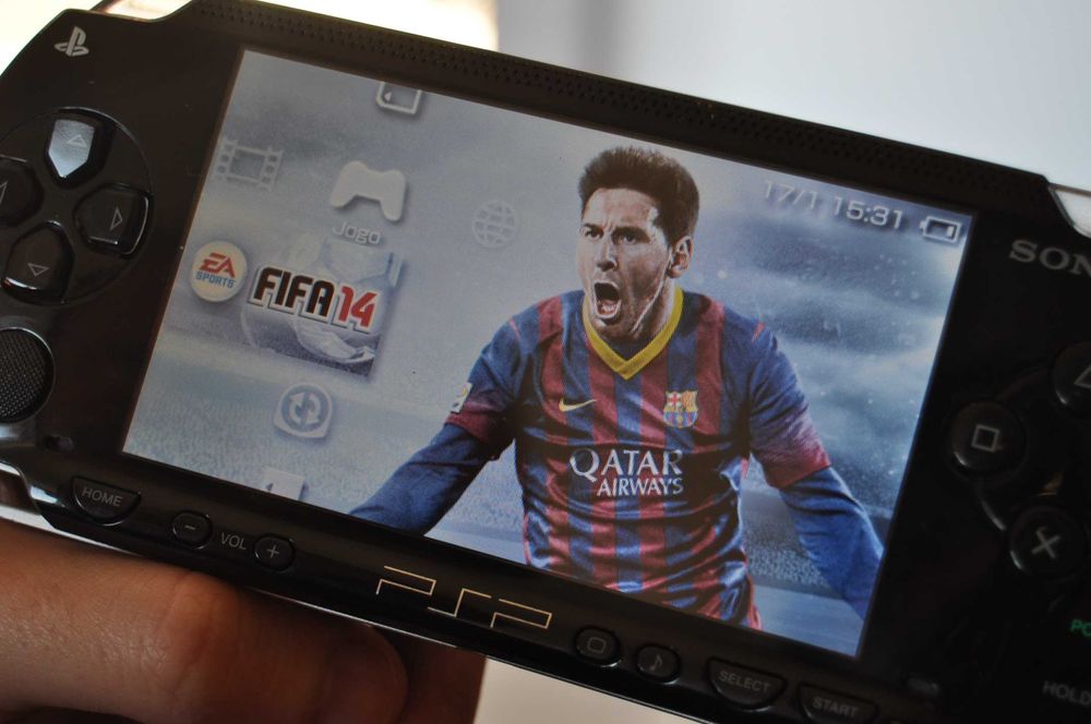FIFA 14 Edição LEGACY - Playstation Portable