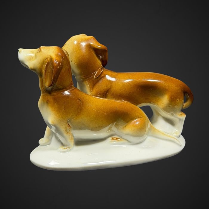 Figurka porcelanowa psy jamniki Foreign B51/110831