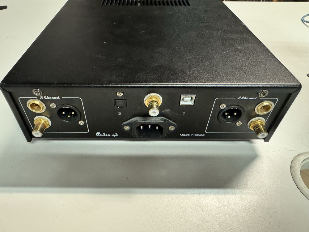 Audio-GD NFB-10.32 DAC 32bit/384 kHz Wolfson WM8741 pilot balans XLR