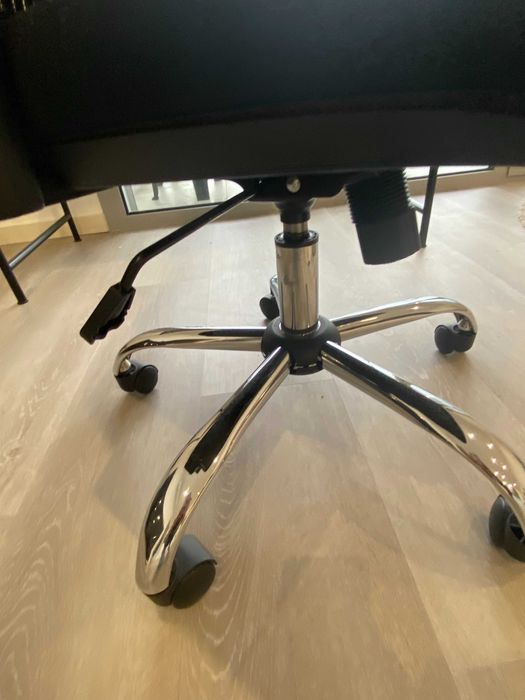 cadeira de escritório preto