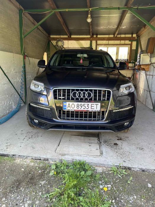 Продам AUDI Q7 4L