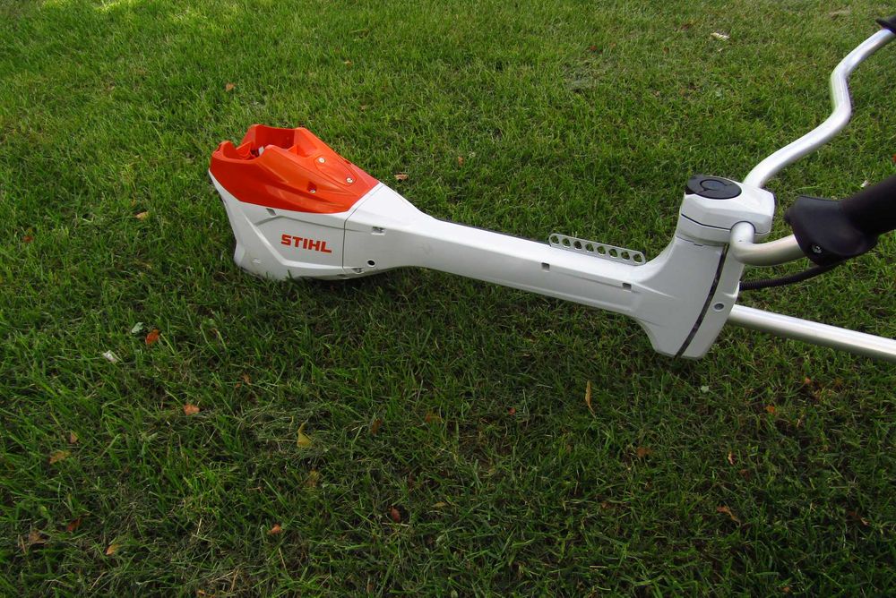 Podkaszarka akumulatorowa Stihl Fsa 200  super stan