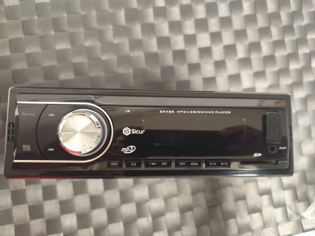 Auto radio com comando