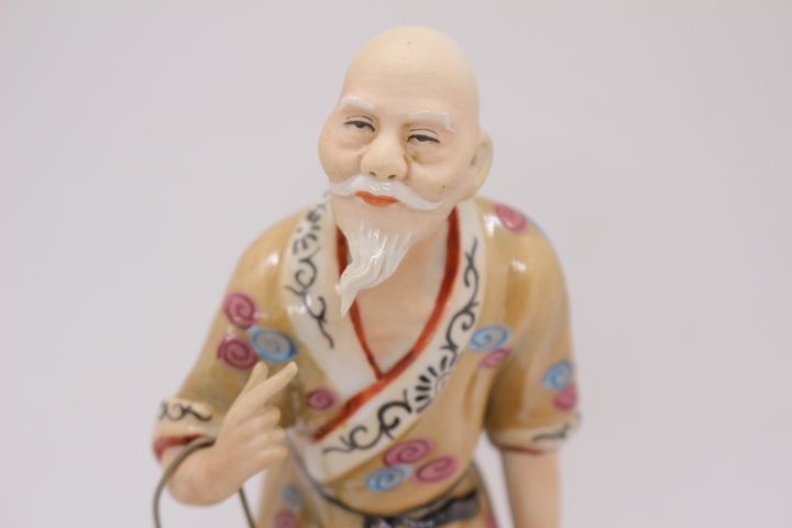 Rara Escultura Ancião Porcelana China Pintada Mão Marcada