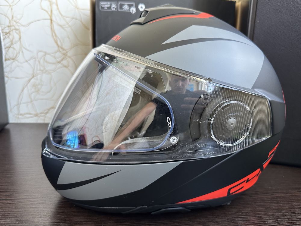 Schuberth c4 pro size L + мотошолом мотошлем