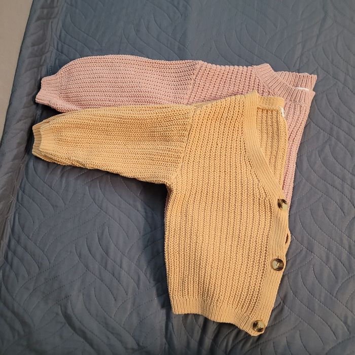 Sweterek, sweter dla dziewczynki H&M rozm 110/116 2 sztuki tanio