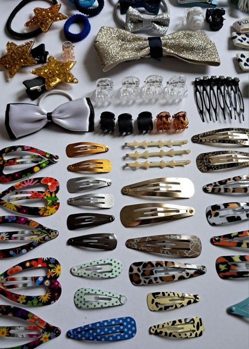 Duży zestaw spinek i gumek do włosów – mix kolorów i wzorów