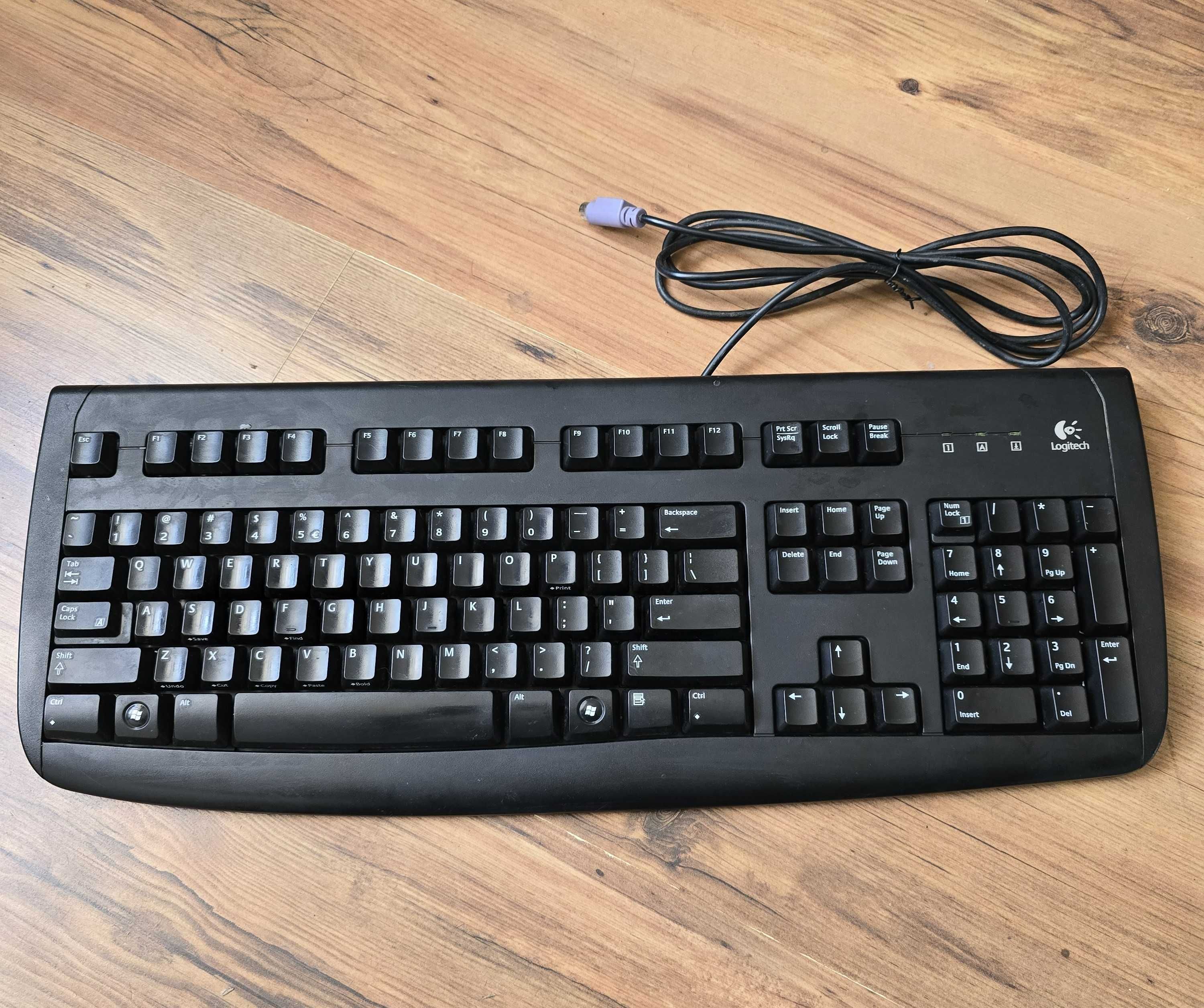 Klawiatura Logitech Deluxe 250 PS/2