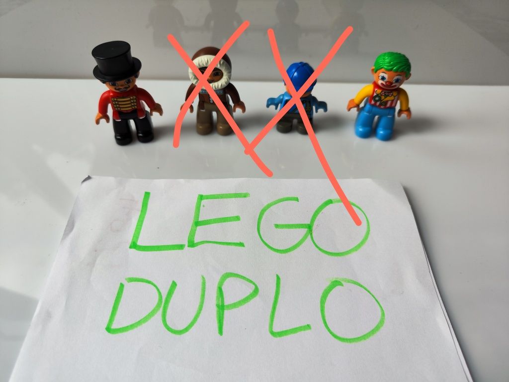LEGO Duplo figurki zestaw cyrkowiec i  klaun