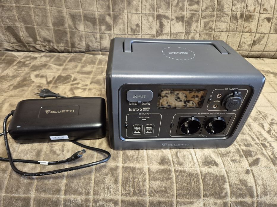 Зарядна станція Bluetti EB55