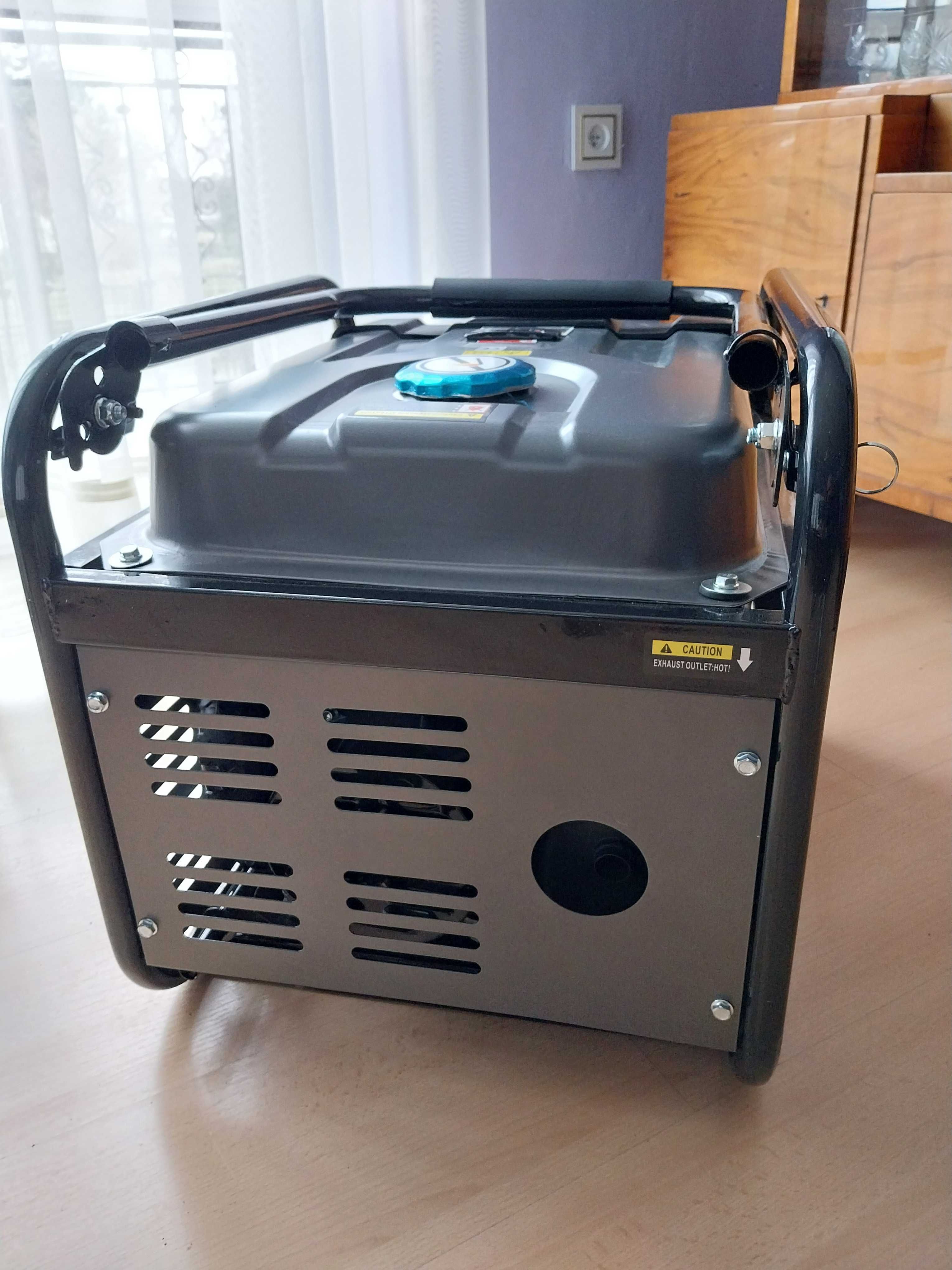 Agregat prądotwórczy Runglard R2450 LRD AVR NOWY 7.2 KW siła