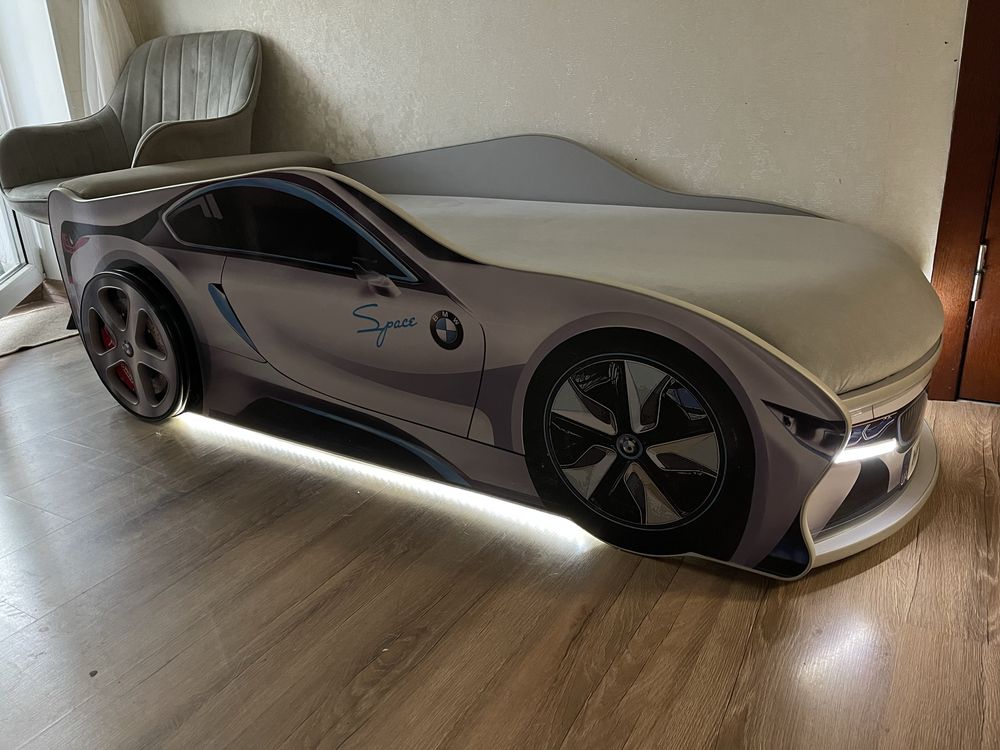 Кровать машина BMW