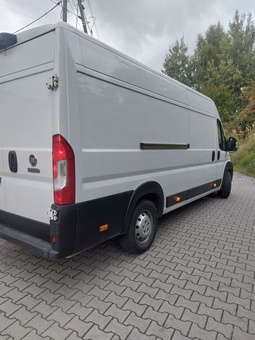 Wynajem busów Fiat Ducato