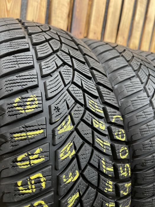 Шини 215/65 r16 Dunlop