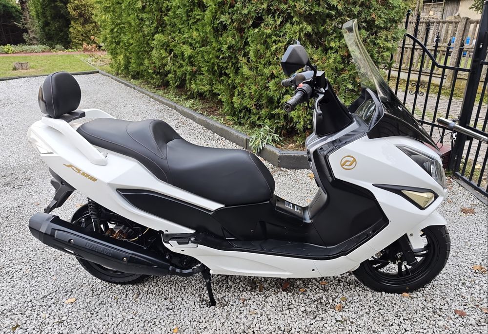 Skuter Daelim S300 11 tys.km 2016r. Keyless! Wtrysk LED Biała perła!