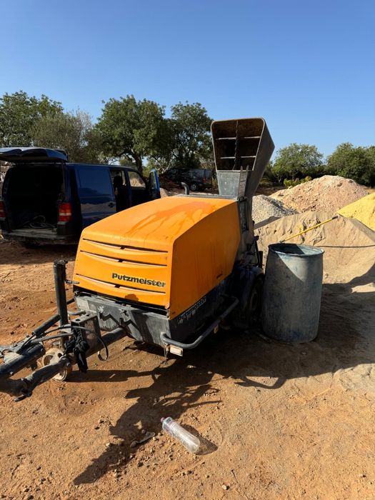 Vendo maquina de betonilha em bom estado