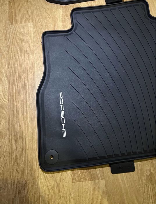 Tapetes de Borracha Personalizados para Porsche Panamera 970 – Novos