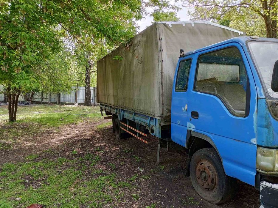 Продам FAW 1061. 2008 рік. П'ятитонник.