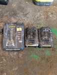 Ładowarka plus dwie baterie STANLEY FATMAX 18 V