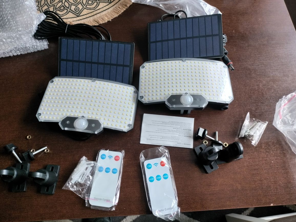 Lampy solarne 2 szt na pilota