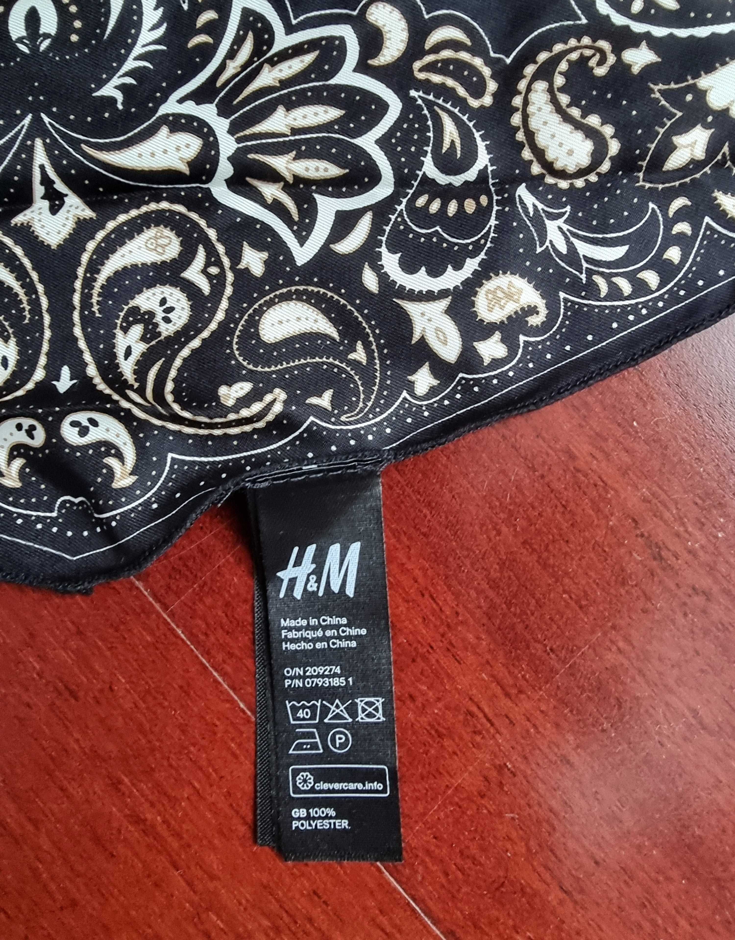 Lenço para o cabelo/ bandana preta com padrão H&M - nunca usada