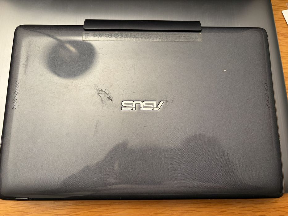 Computador hibrido Asus 10 polegadas