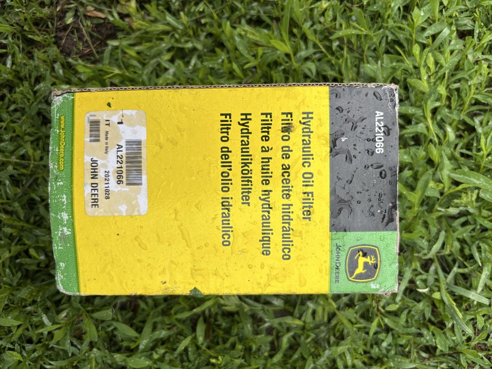 Фильтр масляний JOHN DEERE