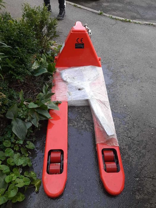 рокла 2,5 тн для вантажів